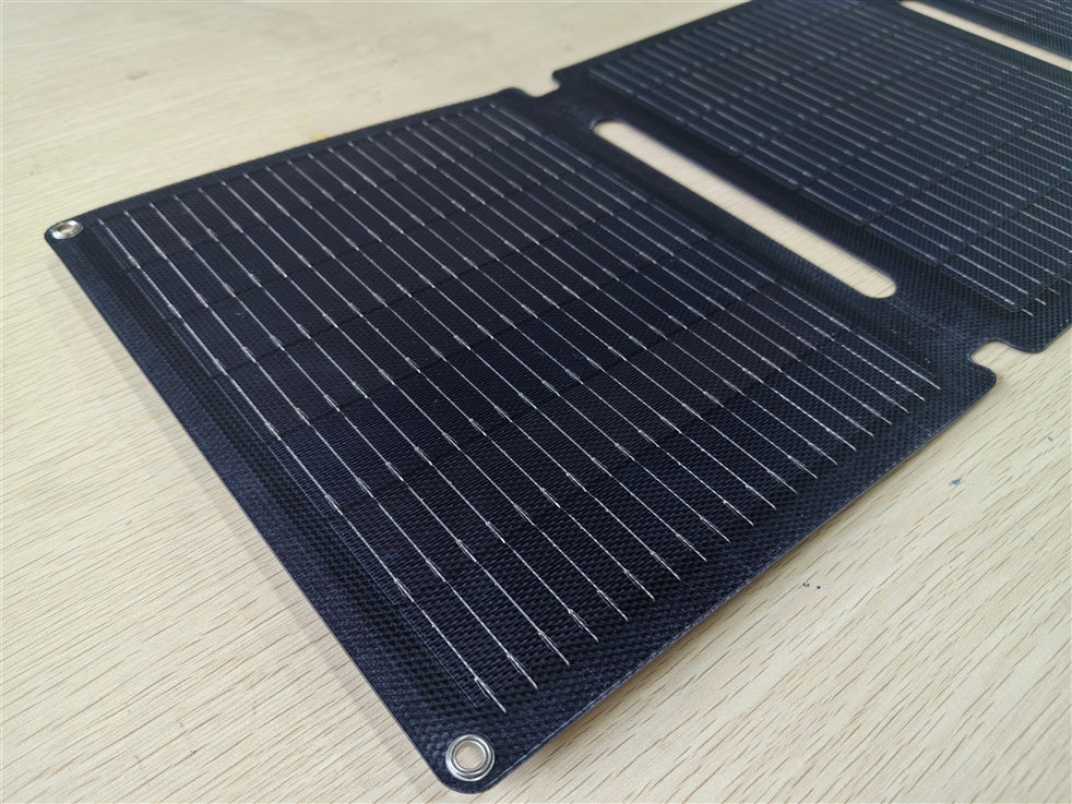 30WSolarPanelDetail CPAP Battery Charger USBC