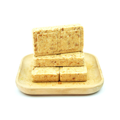 Original MRE Biscuit Meal: 2 Biscuits. 570 total calories. 20 year shelf life.